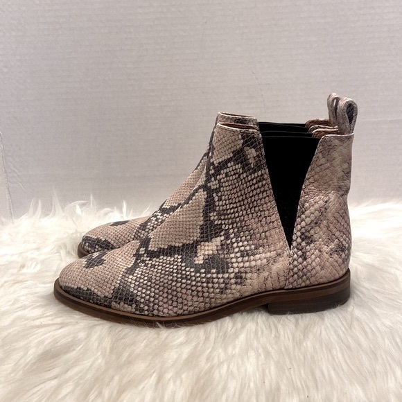 New Lucky Brand Haylia Leather Snake Print Boot Size 7 - Picture 3 of 11